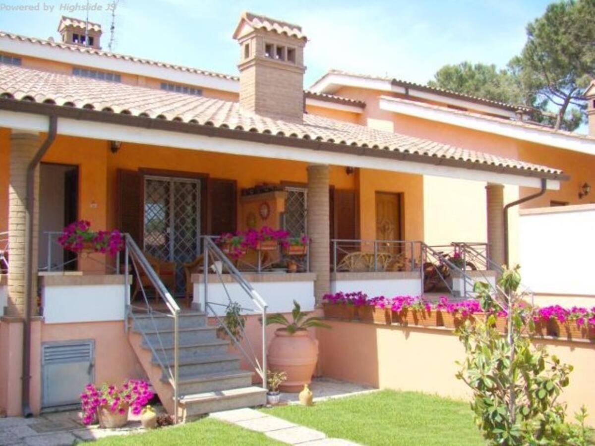 Le Ville Fco Alloggio Turistico فيوميتشينو المظهر الخارجي الصورة
